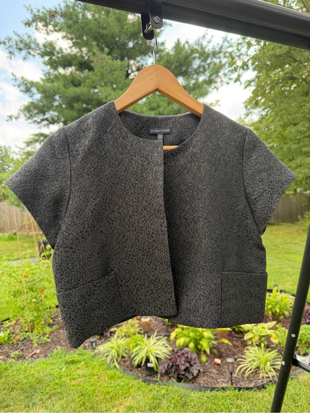 Eileen Fisher XS Silk Blend Textured Open Front Cropped Jacket Short Sleeve Grey - Picture 2 of 13